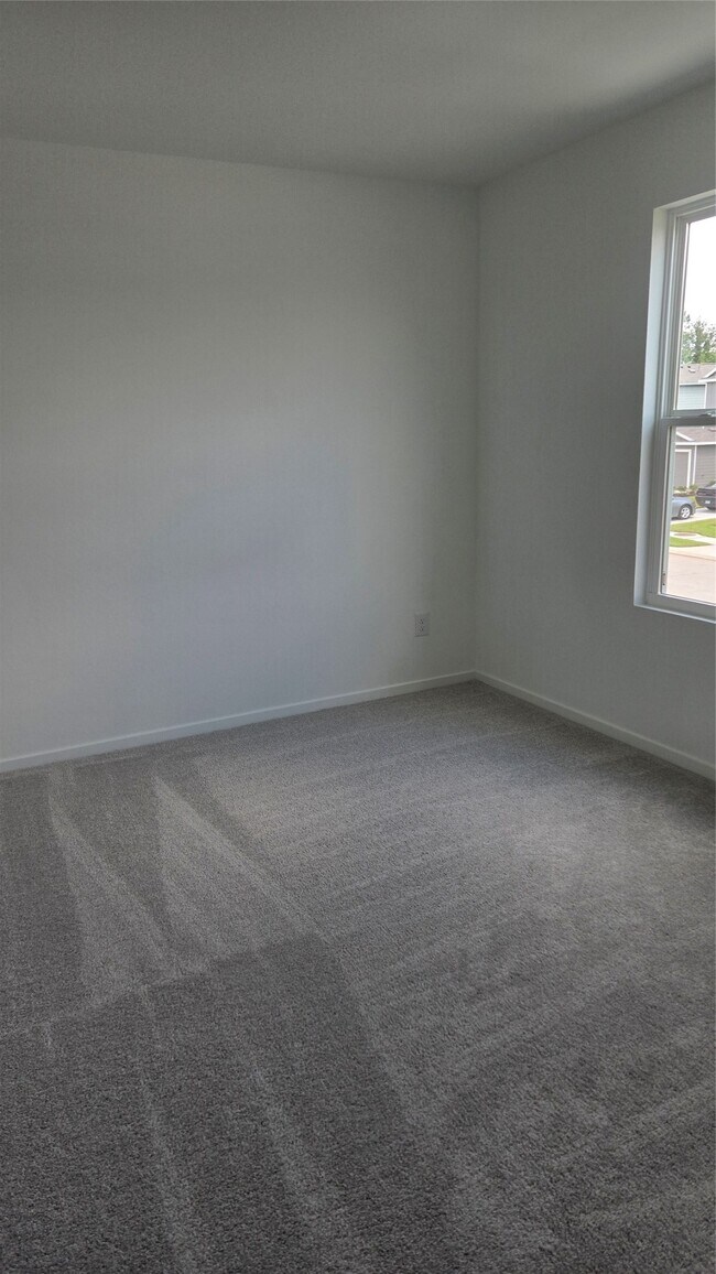 Photo - 952 Pertuso Ln