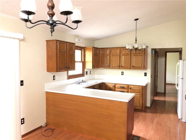 Photo - 6 Netherton Ln