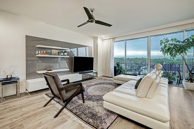 Building Photo - 2200 Willowick Rd Unit 4E