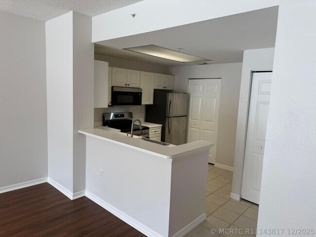 Photo - 2802 Sarento Pl Unit 115