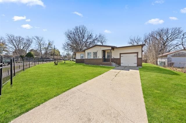 Photo - 3432 Avenue C