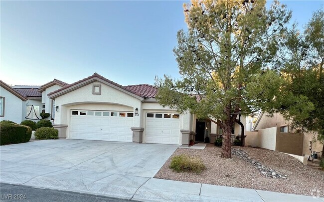 Building Photo - 1913 Sierra Oaks Ln Rental