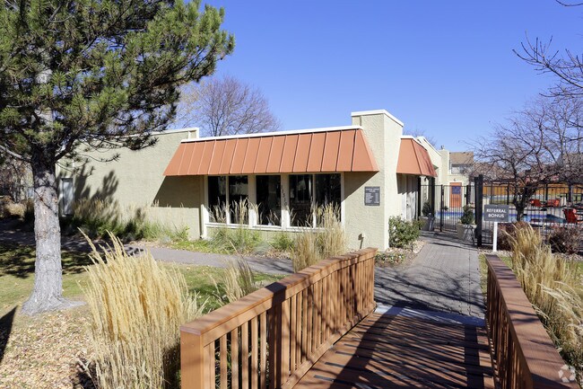 Highland Way Apartments in Northglenn, Col... - Highland Way Apartments in Northglenn, Col...