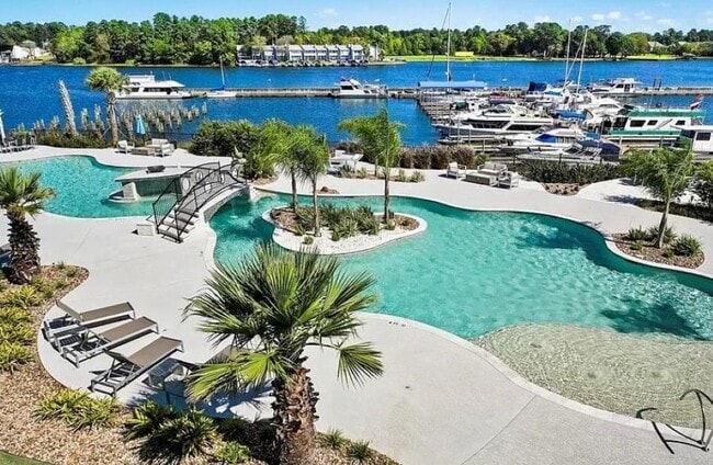 Photo - 199 Waterpoint Ct Unit 404