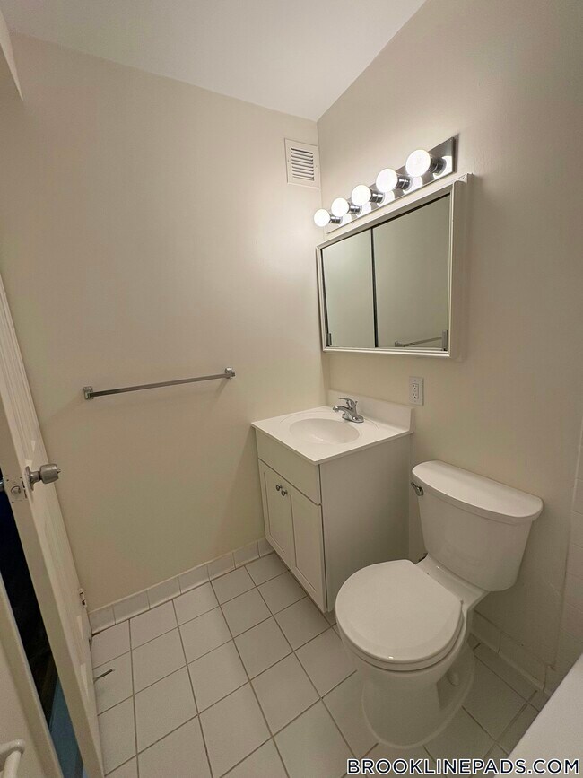 Photo - 175 Freeman St Unidad 109