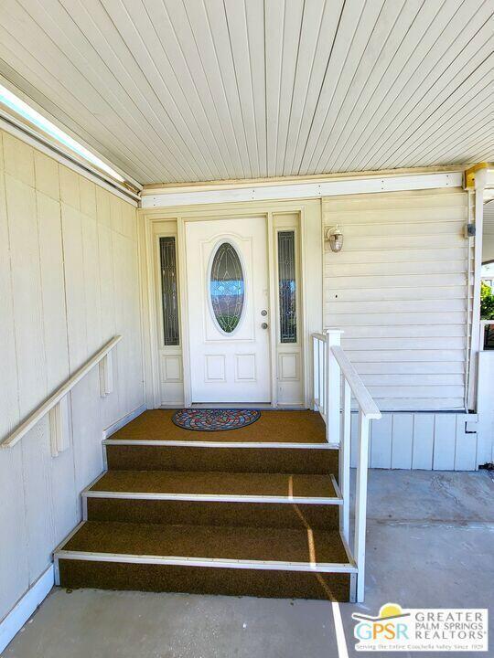 Photo - 69430 Fairway Rd