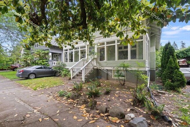 Photo - 4 Bedroom, 3 Bathroom Home 3000 + Square feet - A Must See In Abernethy School Boundary