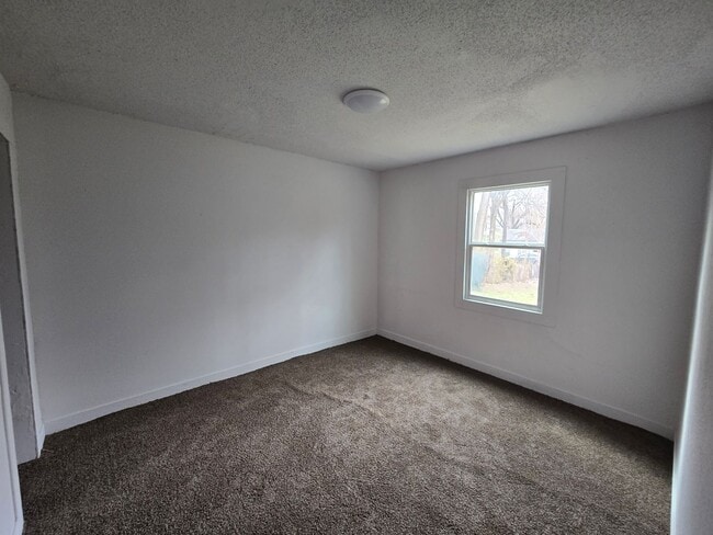 Photo - 2 bed 1 bath house