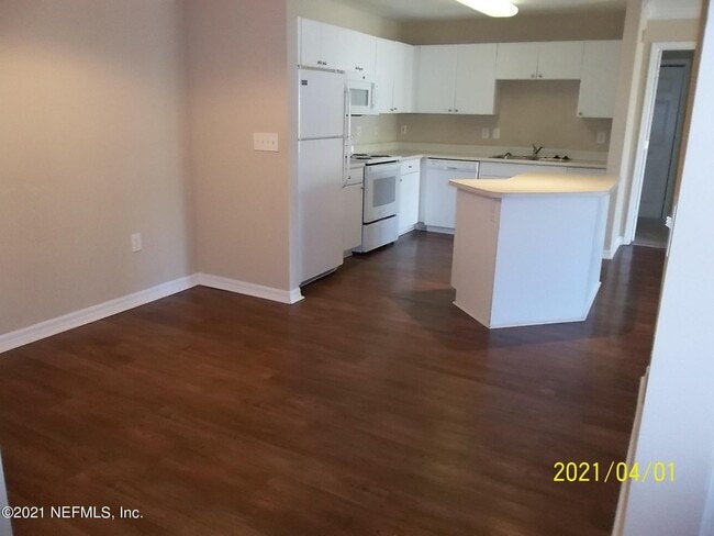 Building Photo - 3591 Kernan Blvd S Unit 326