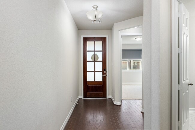 Photo - 2116 Sweet Bay Dr