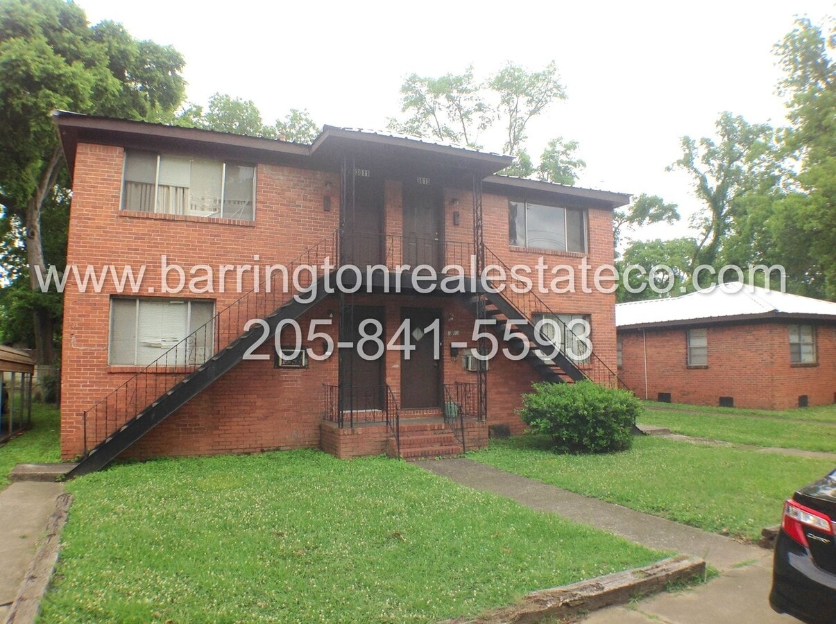 Photo - 3015 Avenue C