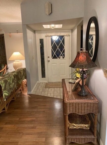 Photo - 1565 Glentry Ln