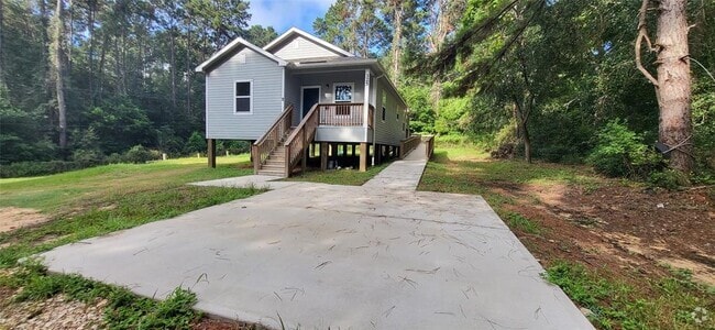 Building Photo - 325 Cemetery Rd Rental