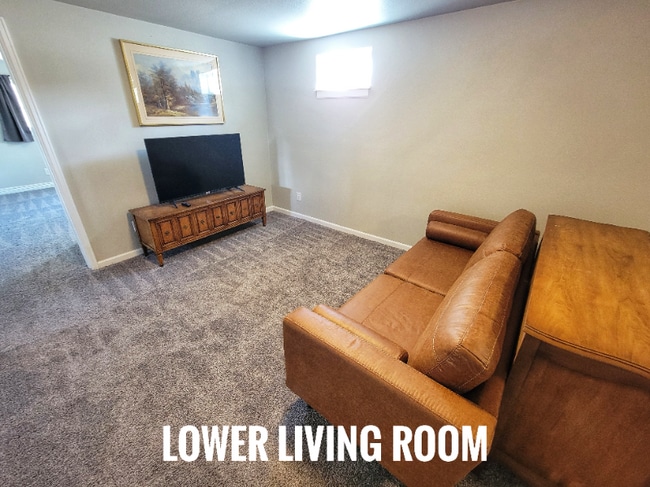 Photo - 1630 Shasta Dr