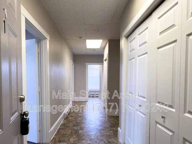Photo - 100 S Front St Unit Apt 1