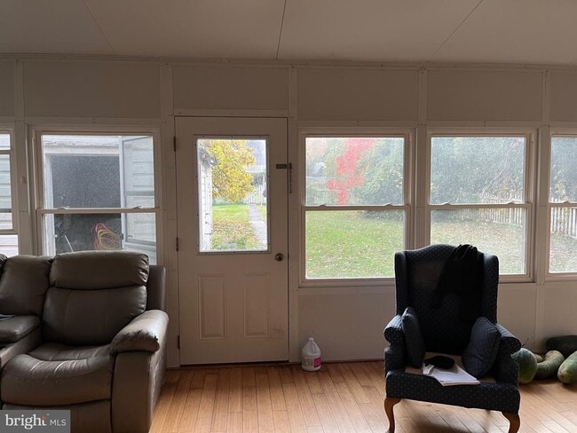 Photo - 16 Philadelphia Ave