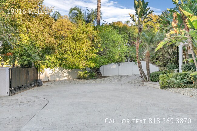 Photo - 19016 Wells Dr