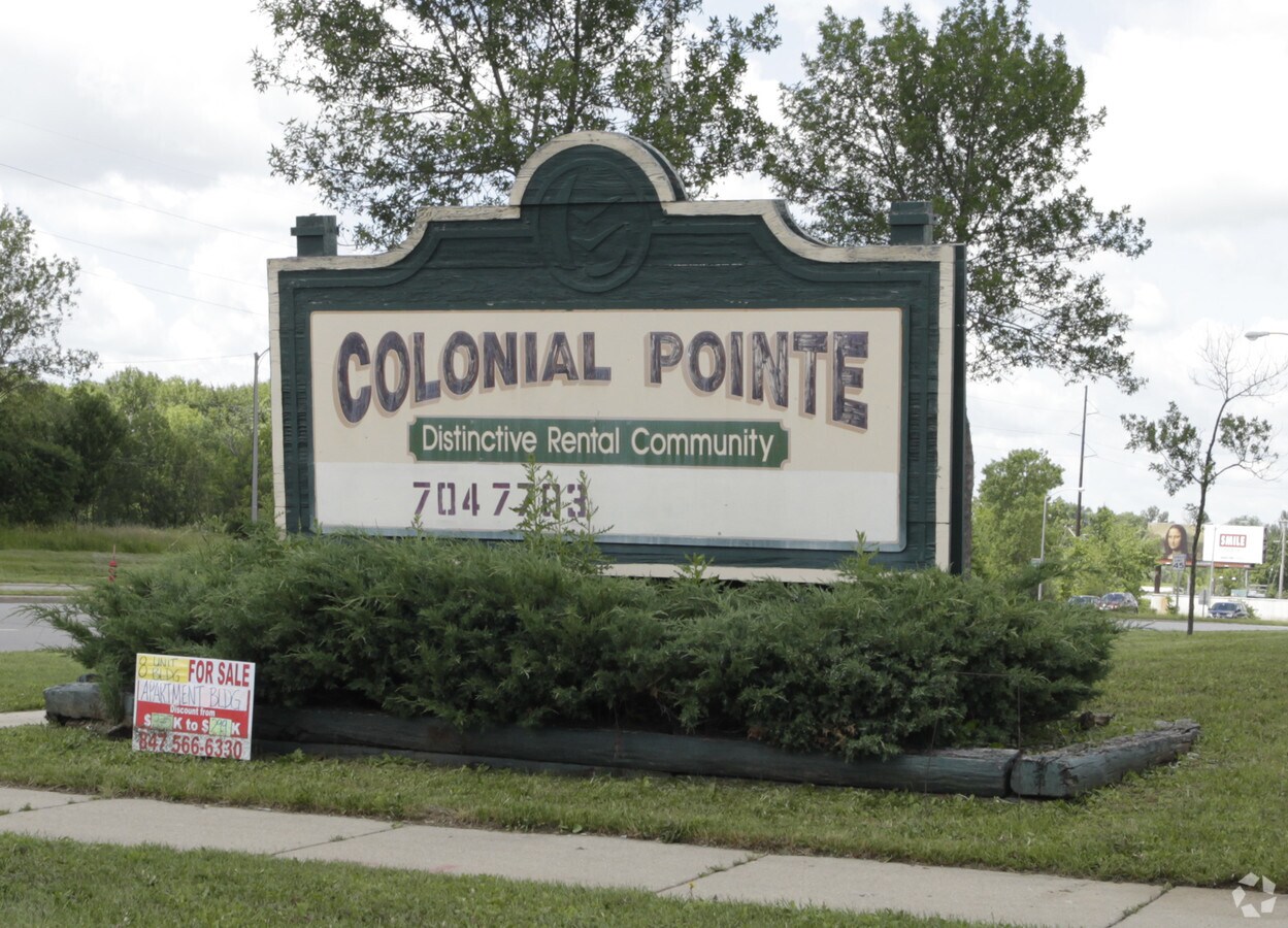 Photo - Colonial Pointe