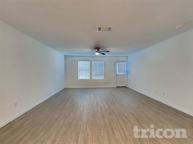 Photo - 5938 Companion Lp