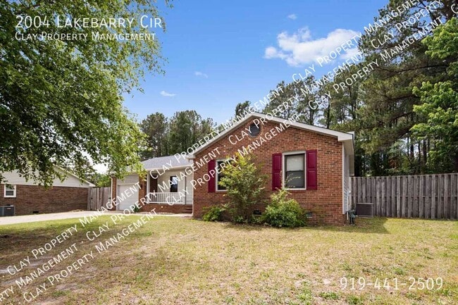 2004 Lakebarry Dr