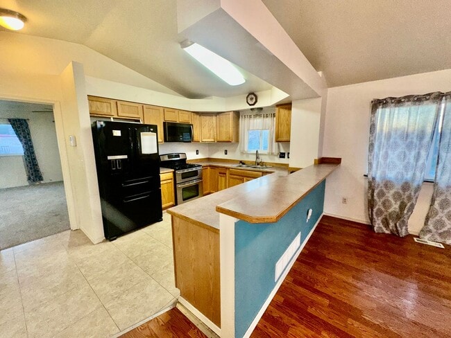 Photo - Check out the private fenced backyard!