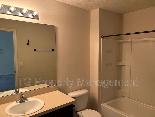 Photo - 13864 Herons Landing Way