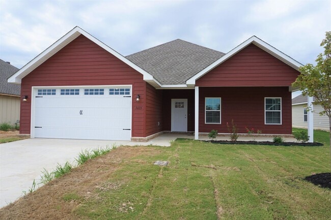 4 Bedroom, 2 Bath Home in The Orchard Subd... - 4 Bedroom, 2 Bath Home in The Orchard Subd...