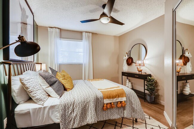 Chazal Scottsdale apartments — community photo