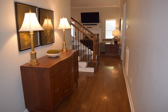 Photo - 7006 Minor Hill Dr