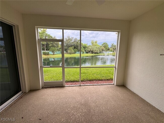Building Photo - 11001 Gulf Reflections Drive Unit 106