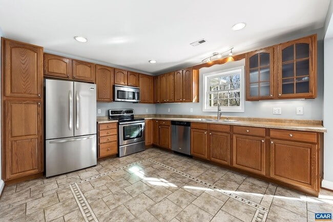 Photo - 703 Tilman Rd