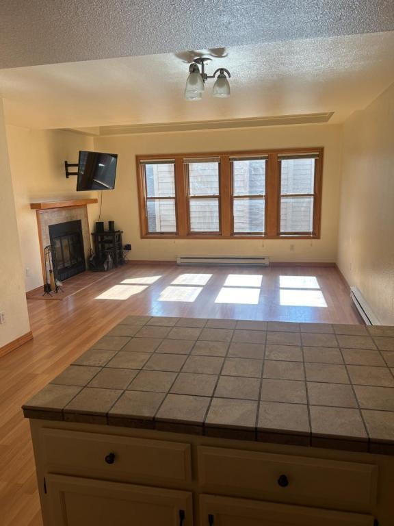 Photo - 27 Ferringway Cir