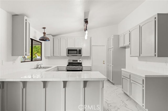 Photo - 17805 Walnut St