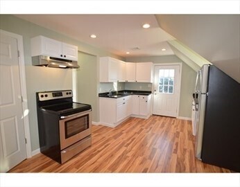 Photo - 32 Roundy St Unit 2