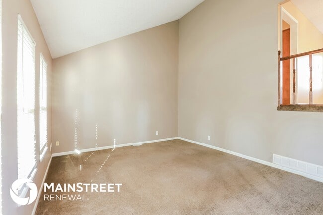 Photo - 209 Valley Dr