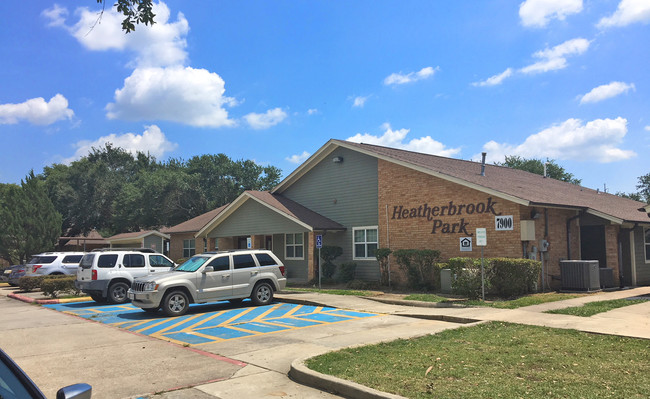 Heatherbrook Apartments - Senior Living - Heatherbrook Apartments - Senior Living