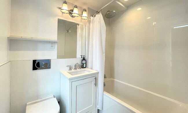 Photo - WEST 89 STREET