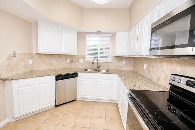 Photo - 5916 Woodway Place Ct