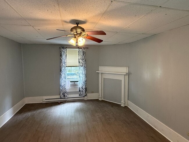 Photo - Spacious 4 Bedroom, Cambridge Home with Large Yard, Office & Front Porch Near Downtown Waterfront!