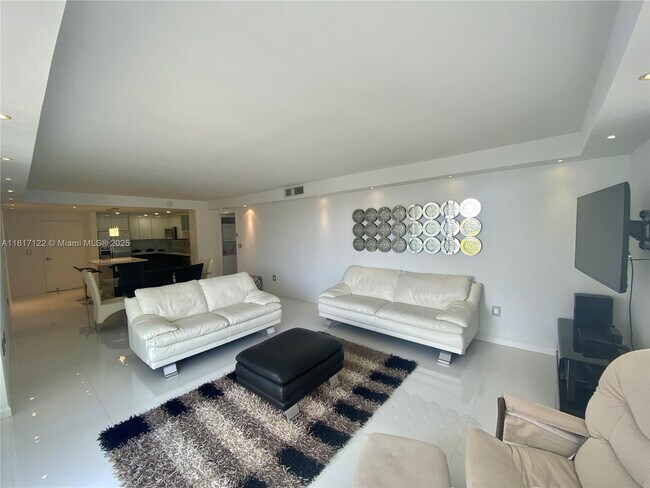 Photo - 3731 N Country Club Dr Unit 623