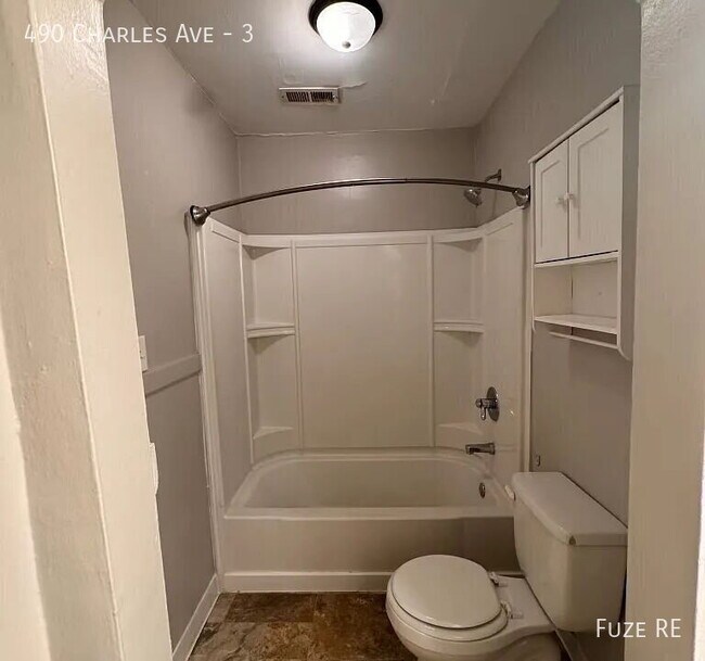 Photo - 490 Charles Ave Unit 3
