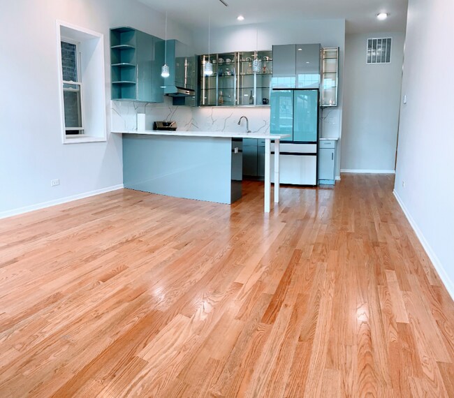 Photo - 737 W 26th St Apartment Unit 1