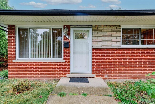 Photo - 11809 Meteor Dr