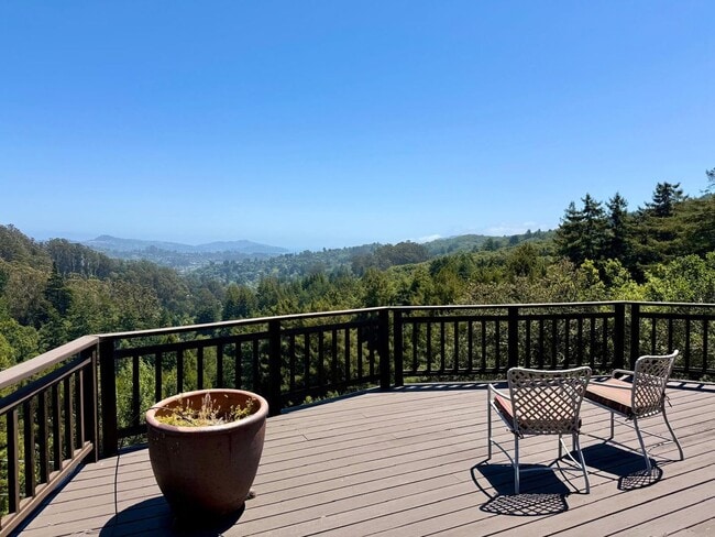 Photo - SPACIOUS THREE BED / THREE BATH HOME OFF OF PANORAMIC HWY WITH STUNNING VIEWS