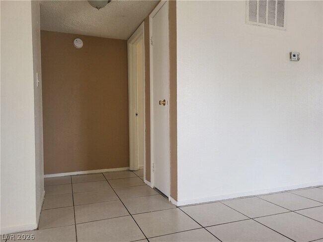 Photo - 4610 Elk Springs Ave