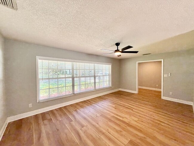 4/3 WINTER PARK POOL HOME WITH WINTER PARK SCHOOLS! (Orange County Winter Park Schools)