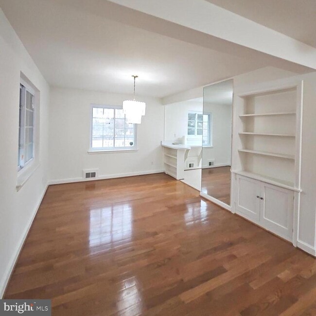 Photo - 7304 Camp Alger Ave