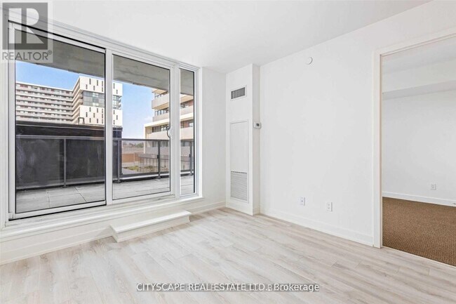 Photo - 120 Varna Dr Unit 425
