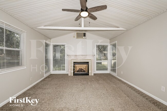 Photo - 505 Vista Dr