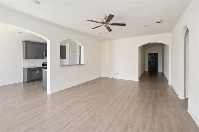 Photo - 117 Willowbend Loop
